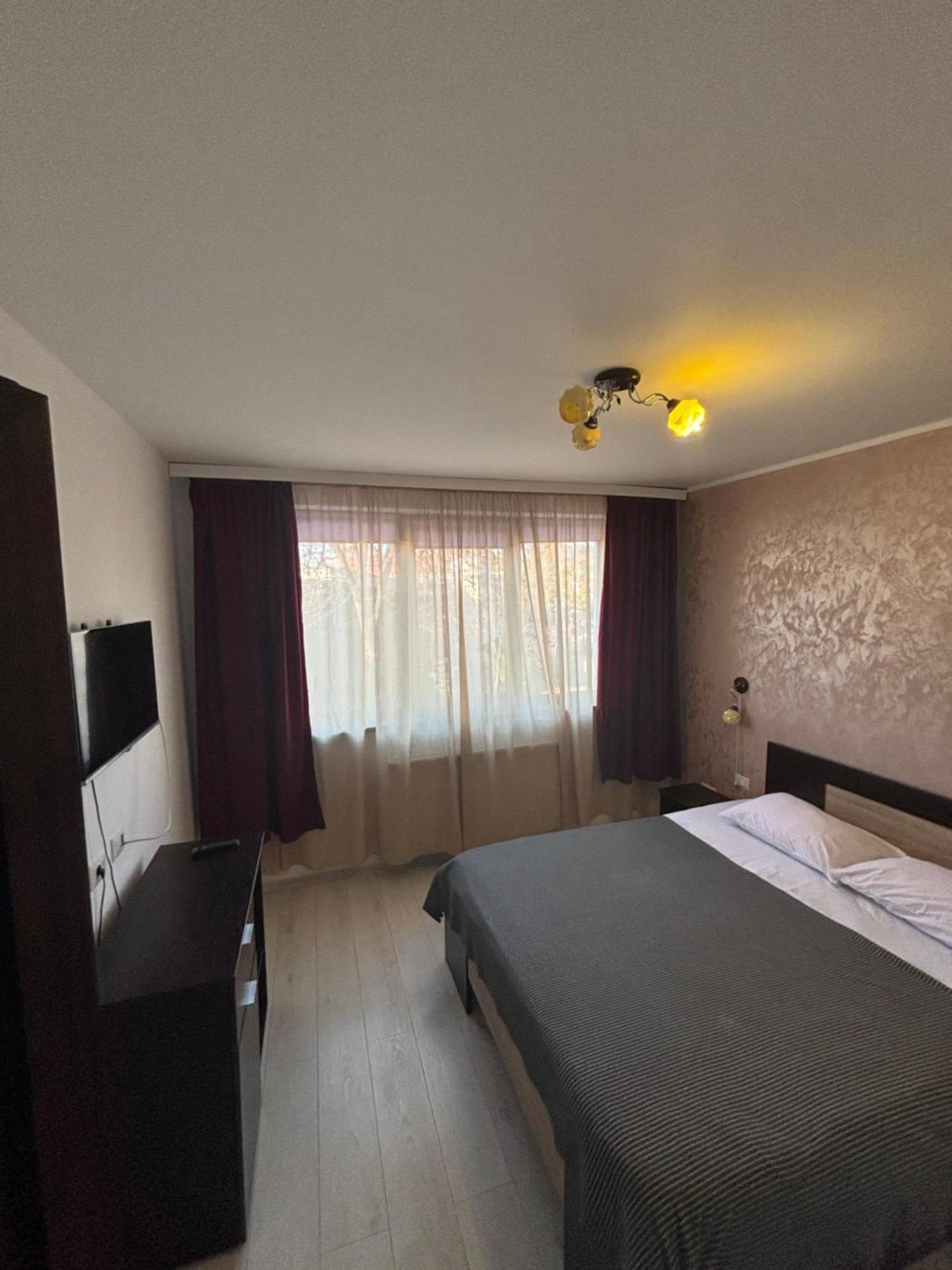 Apartment Km 0 *